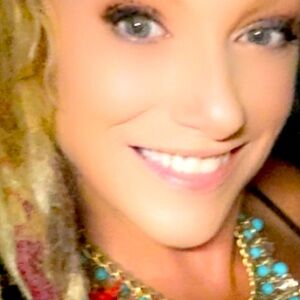 Meet your Posher, Michele